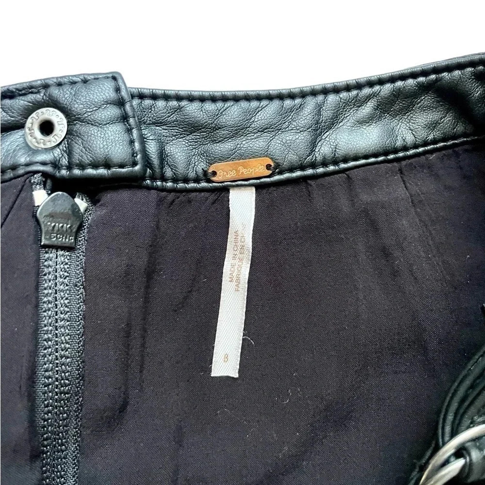 Free People Vegan Leather Midnight Magic Classic Mini Skirt Size 8 - Picture 4 of 6
